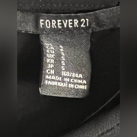 FOREVER 21 Elegant Gold Stud Blouse Top Sz S - Picture 5 of 5